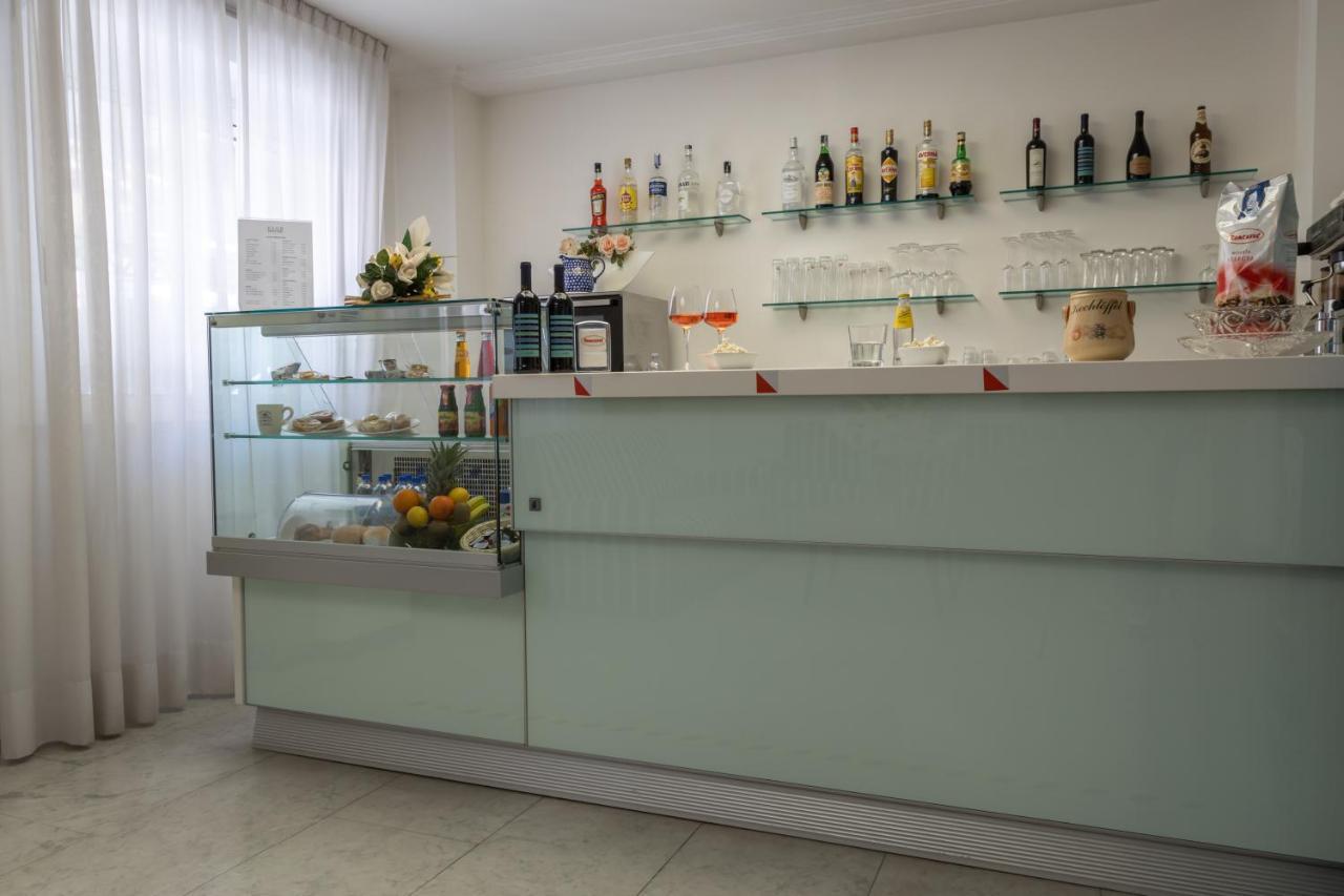 Residence Hotel Club House Каттоліка Екстер'єр фото