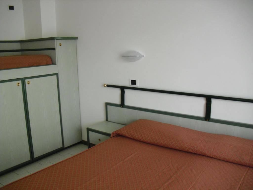 Residence Hotel Club House Каттоліка Екстер'єр фото